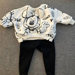 Zara Minnie Mouse outfit